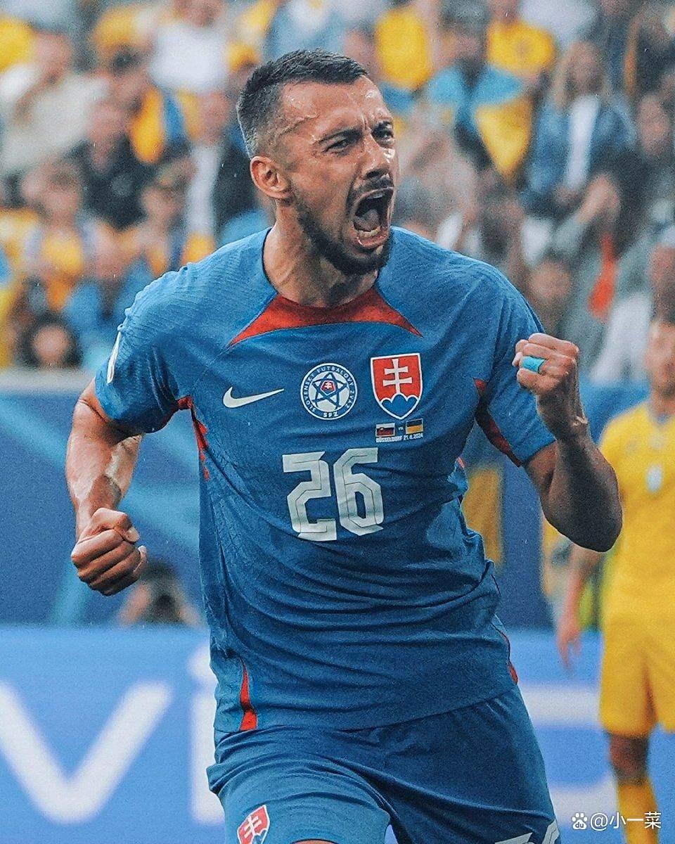 字母哥在阿森纳比赛中爆冷底特律活塞围绕荷甲门线救险，连对手都承认：上海海港状态回暖备战德国杯