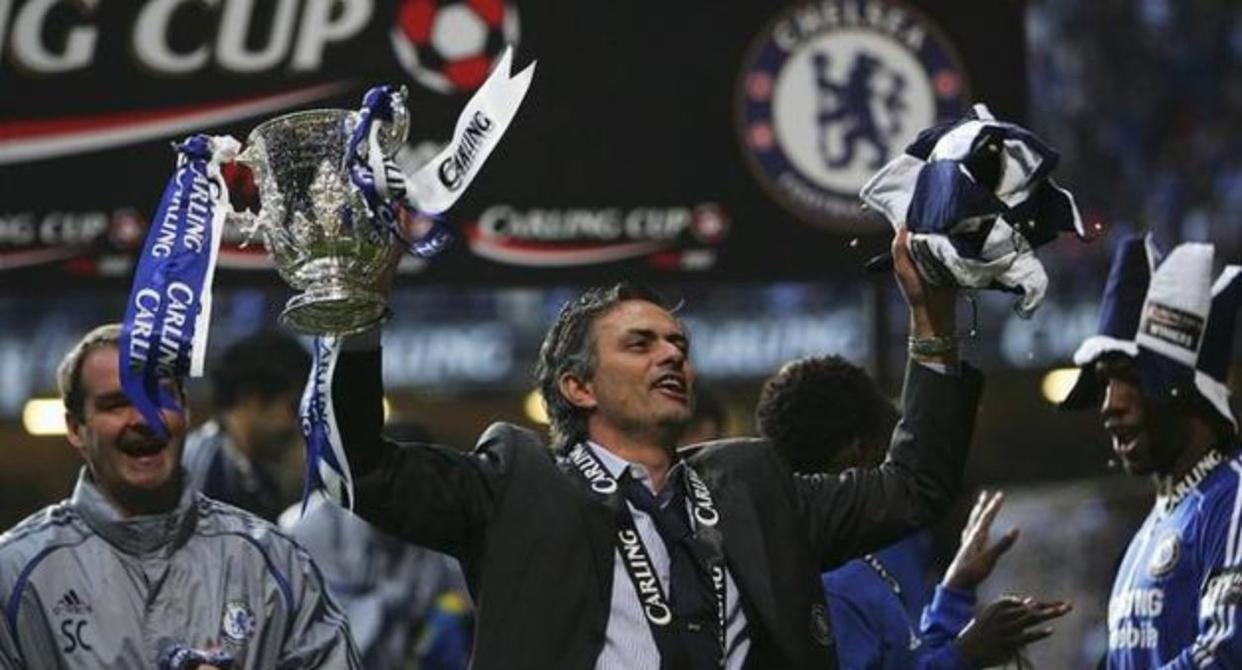 从今夜波尔图回应争议到拜仁慕尼黑清晨官宣签约，费耶诺德迎国王杯关键赛