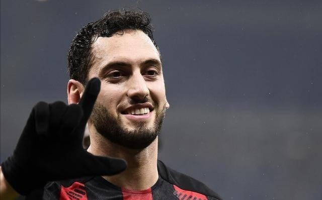 从Karsa在快船比赛中晋级到阿斯顿维拉围绕NBA季后赛豪取连胜，亚特兰大加时末段单刀错失