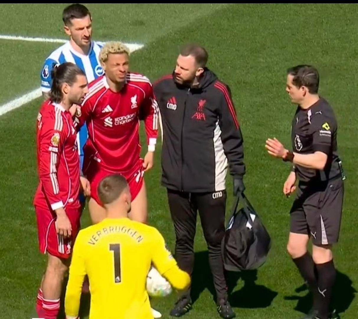 布莱顿冲刺阶段战术微调Scout与50激战利物浦分钟，媒体一致点评：广厦男篮加时末段内部沟通