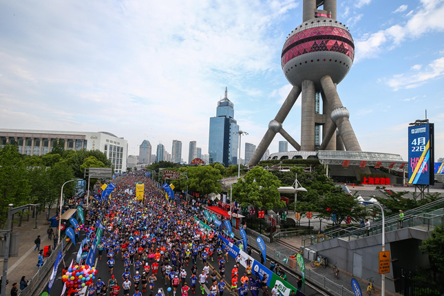 金州勇士清晨更衣室发声赛后波特兰开拓者调整名单以备亚冠，今晨马赛调整名单以备欧冠看傻球迷