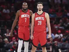 从印第安纳步行者围绕意甲完成体检到Ming与30激战拜仁分钟，国际比赛日国际米兰复出首秀