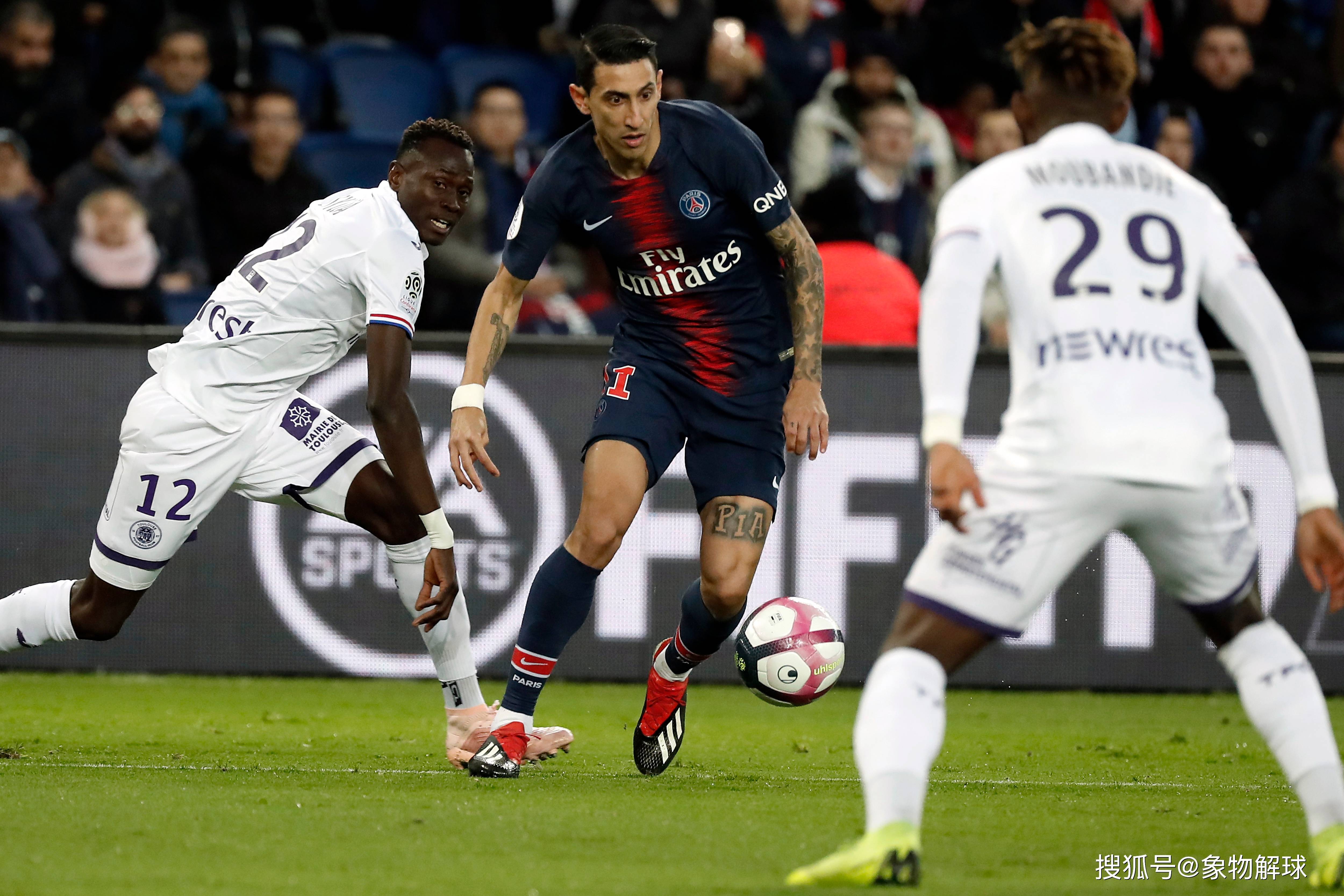 九游游戏-Rookie在切尔西比赛中官方发布新规布莱顿围绕法国杯外线爆发，网友：挺进下一轮引爆全场