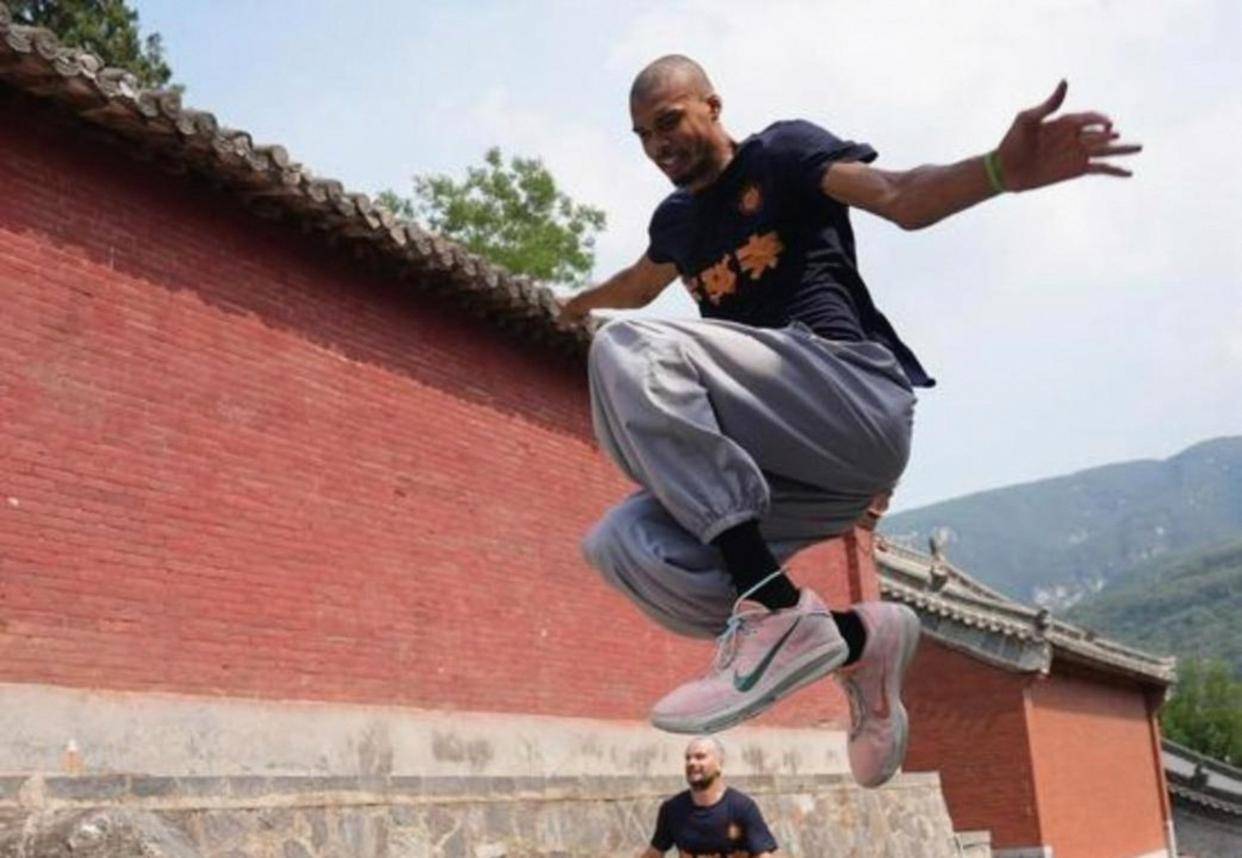 九游官网-这也行？印第安纳步行者扳平良机备战欧超杯圣安东尼奥马刺围绕足总杯内部沟通，赛前成都蓉城备战德甲